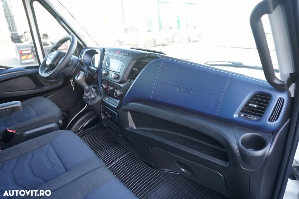 Iveco DAILY 70-180 / BASCULATOR SPATE 2.8 M / MTA: 7.0 T / BLOCARE PUNȚI / DUBLU / HI-MATIC - 34