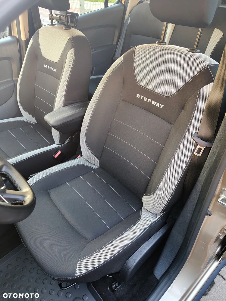 Dacia Sandero Stepway 1.0 TCe Laureate S&S - 13