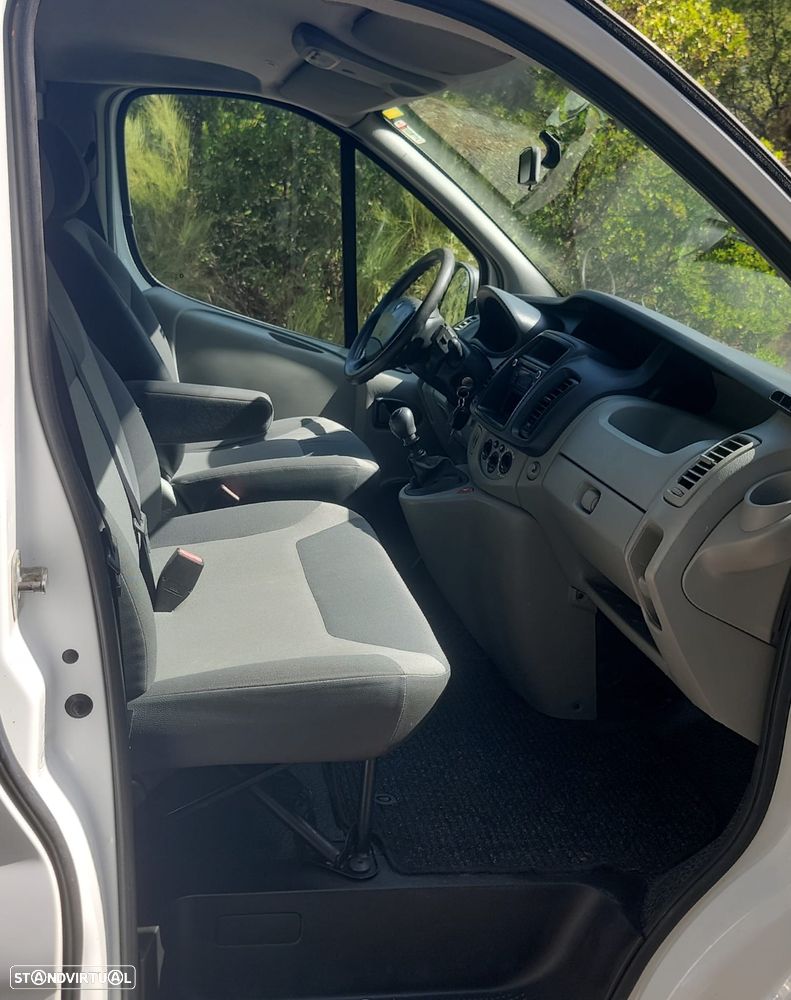 Renault Trafic - 8