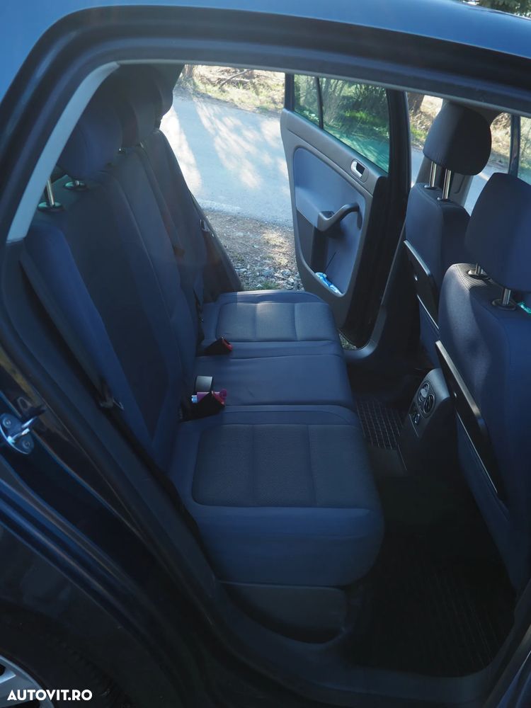 Volkswagen Golf Plus - 22