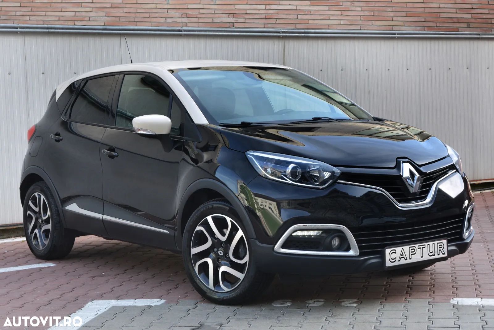 Renault Captur (ENERGY) TCe 90 INTENS - 1