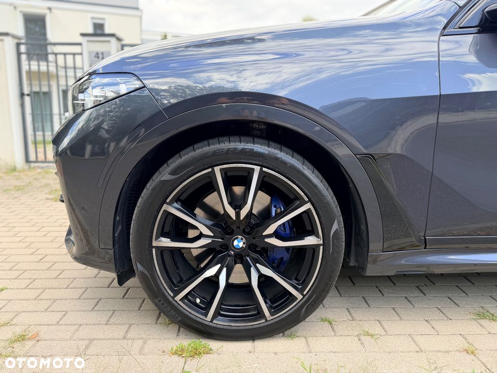 BMW X7 M50i sport - 13