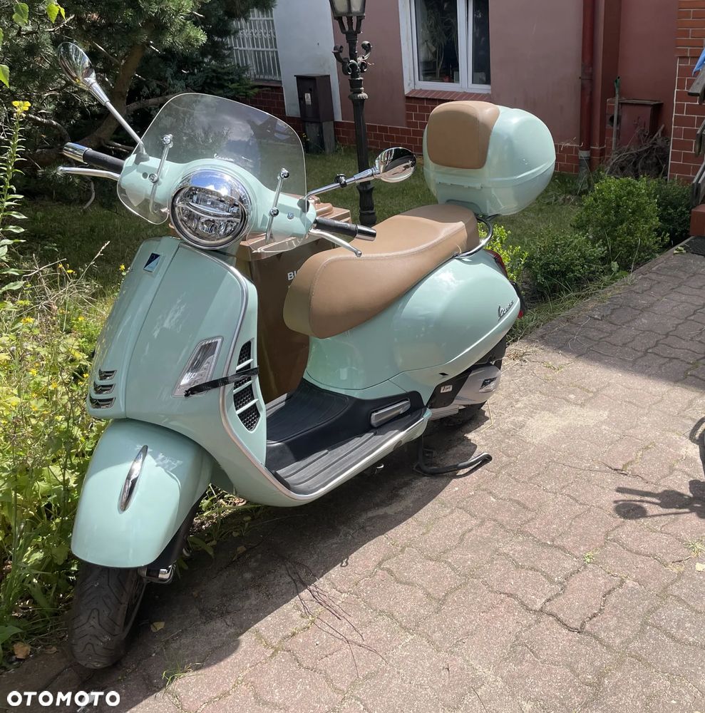 Vespa GTS - 22