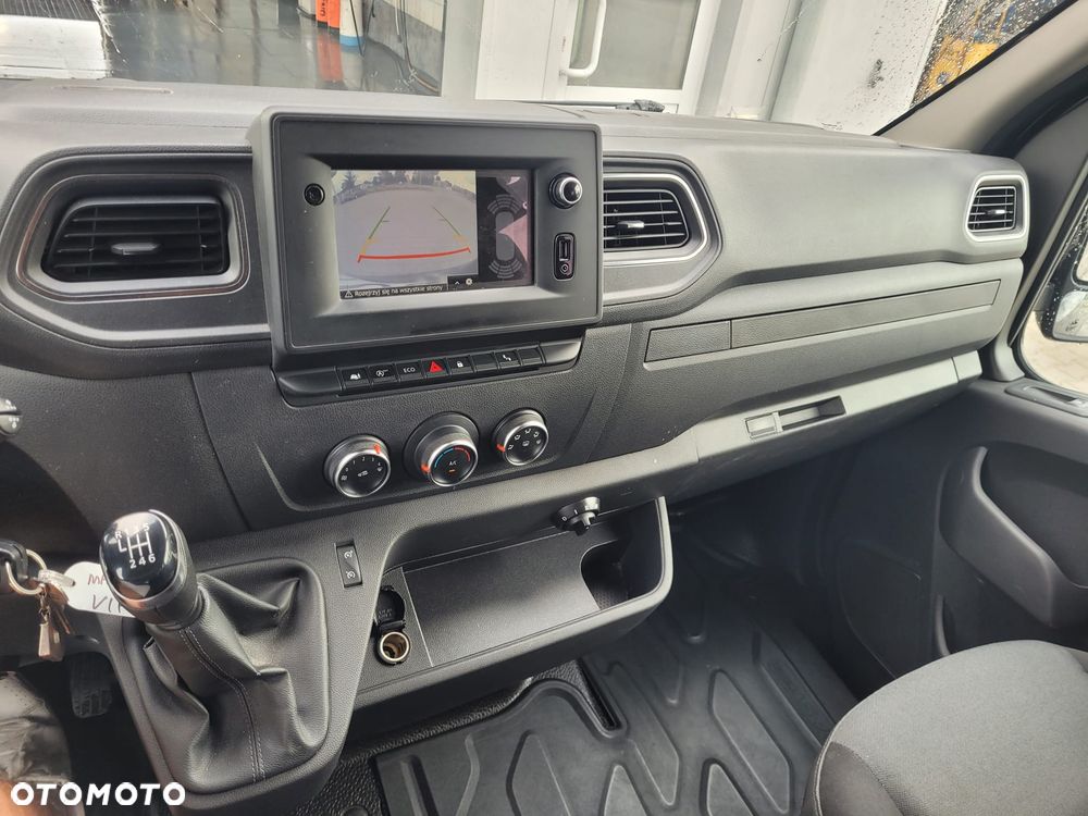 Renault Master - 36