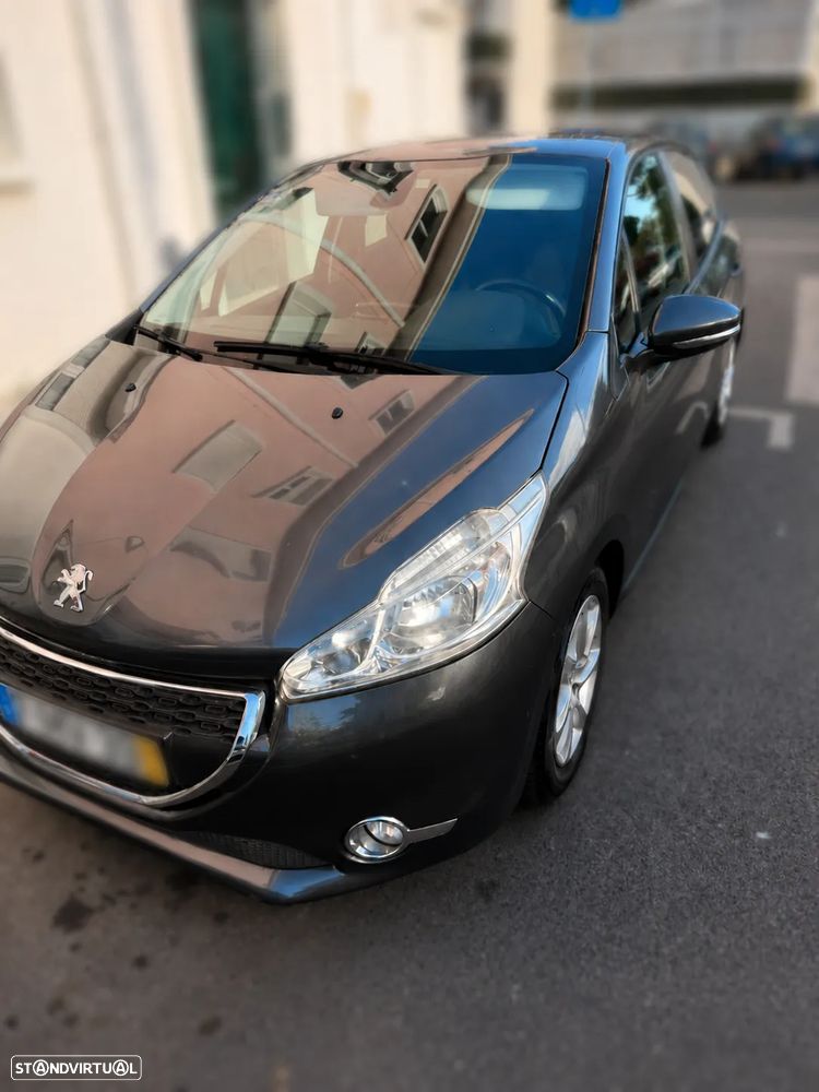 Peugeot 208 1.4 HDi - 14