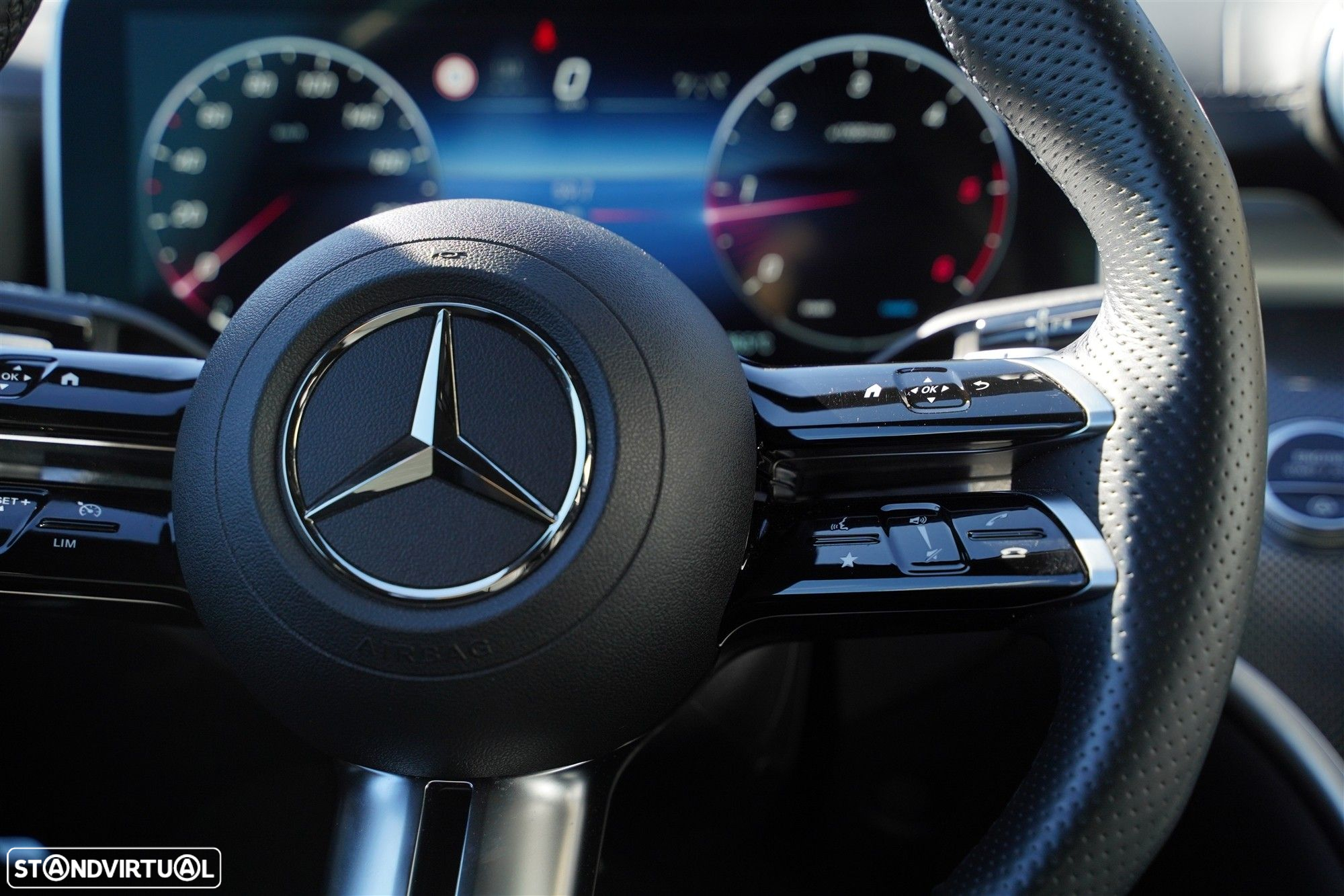 Mercedes-Benz C 300 d AMG Line - 22
