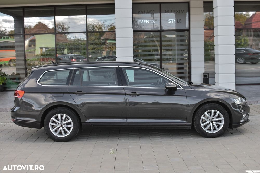 Volkswagen Passat Variant 2.0 TDI SCR DSG BlueMotion Comfortline - 18