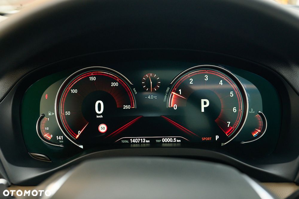 BMW X4 xDrive20i xLine sport - 32