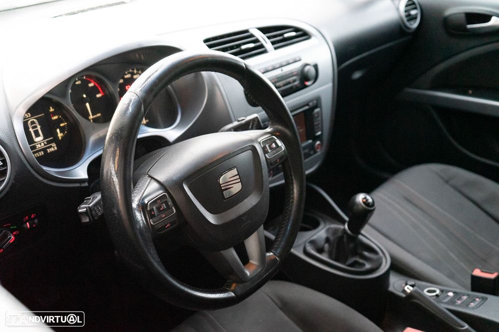 SEAT Leon 1.6 TDI DPF Ecomotive Sport - 7