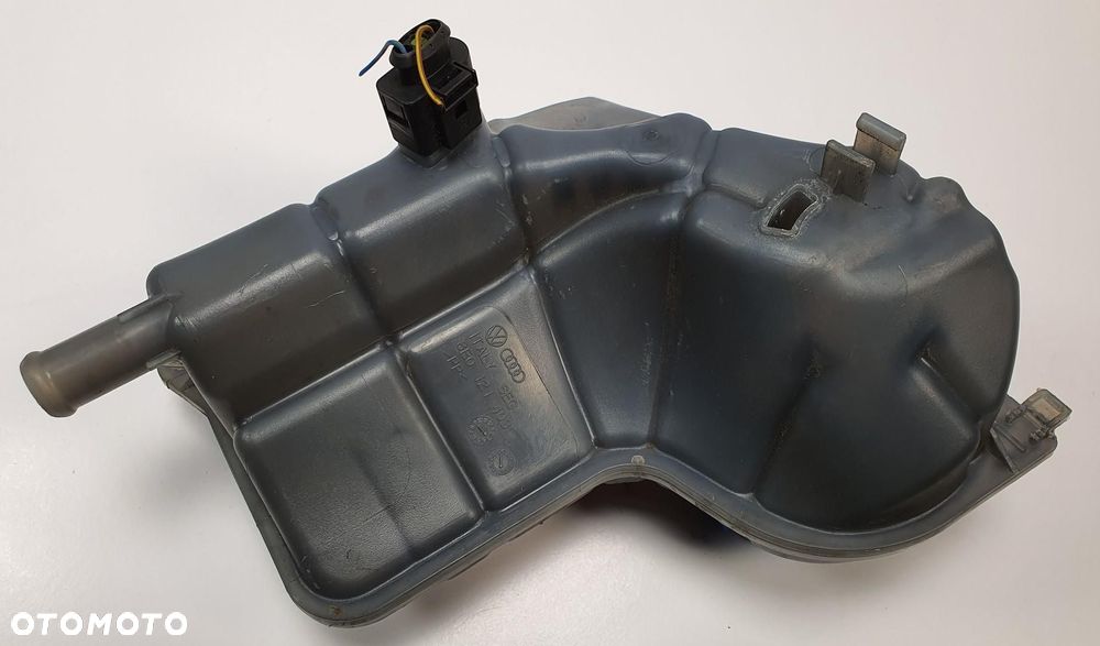 ZBIORNICZEK WYRÓWNAWCZY AUDI A4 B6 8E0121403 - 2