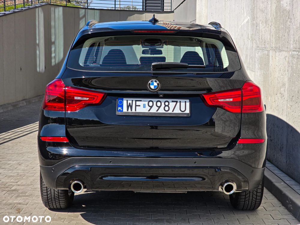 BMW X3 xDrive20d MHEV Advantage - 8