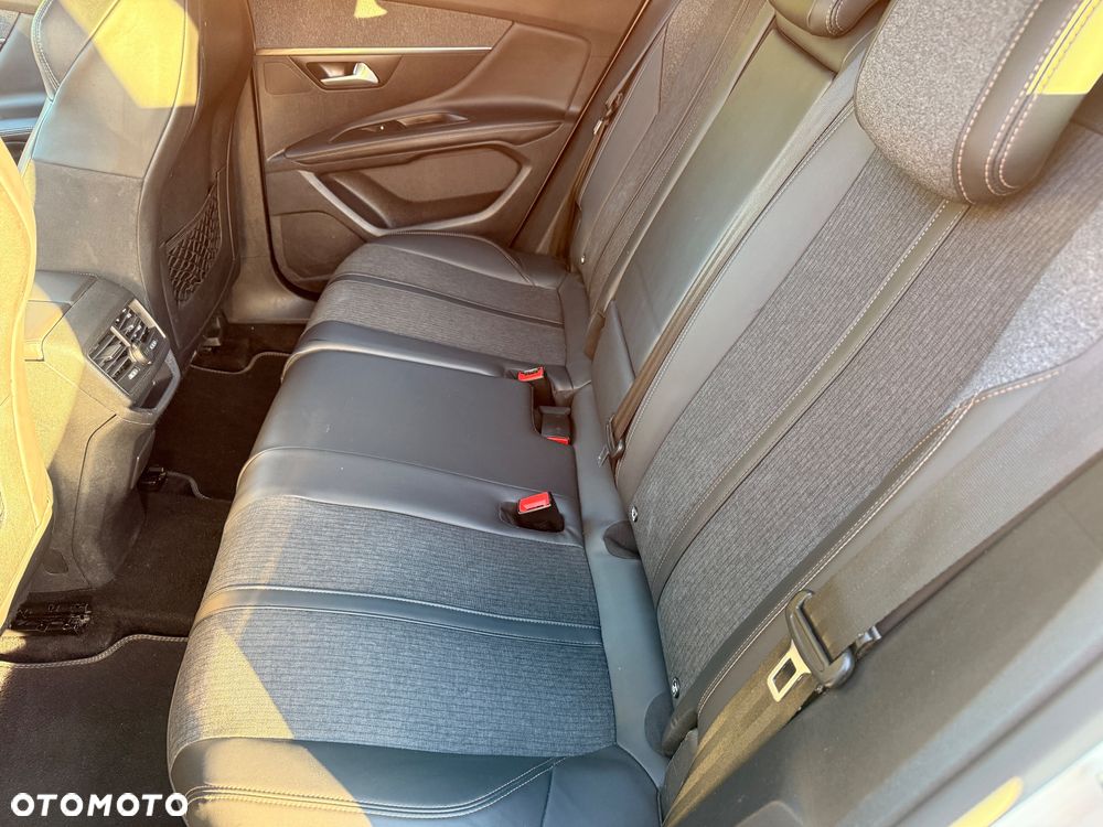 Peugeot 3008 2.0 BlueHDi GT S&S EAT8 - 26