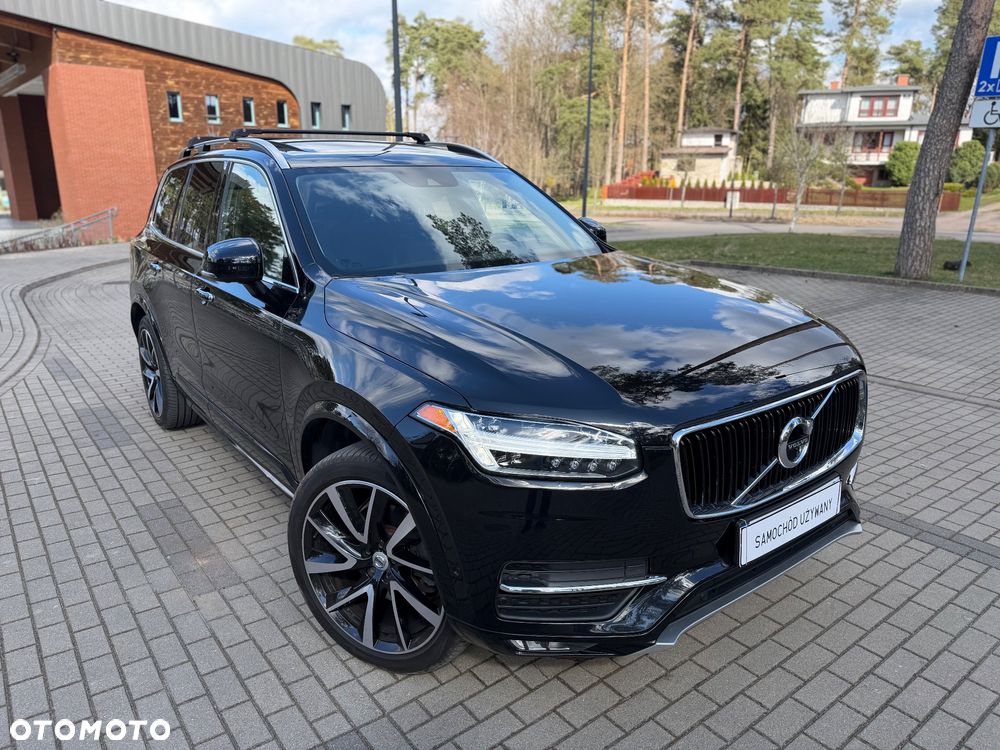 Volvo XC 90 - 1