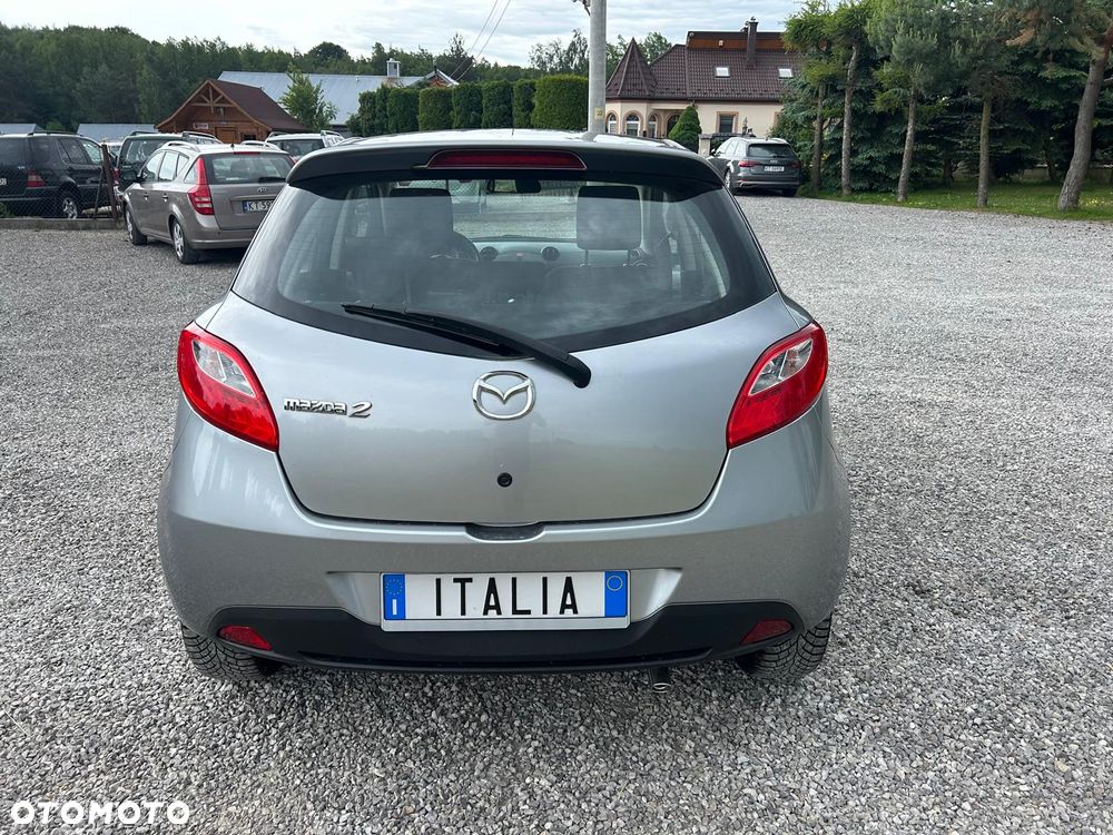 Mazda 2 - 23