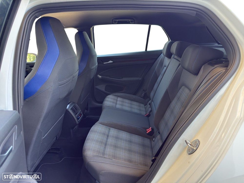 VW Golf 1.4 TSI GTE DSG - 12