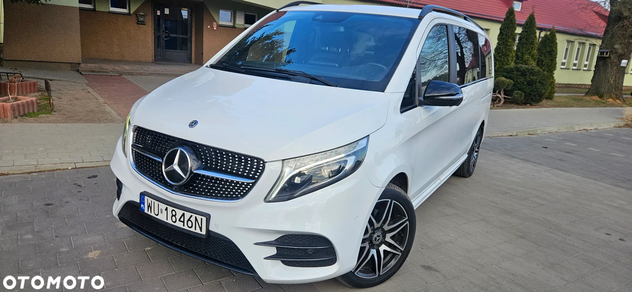 Mercedes-Benz Klasa V 250 d 4-Matic Avantgarde 9G-Tronic (d³ugi) - 18