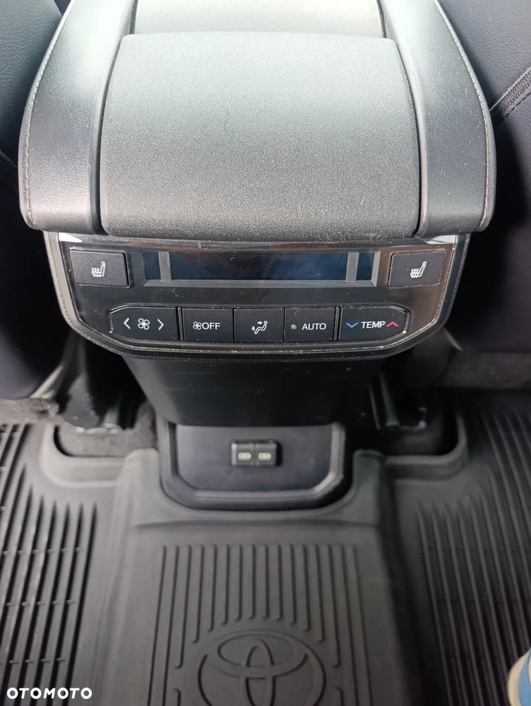 Toyota Highlander 2.5 Hybrid Executive - 20
