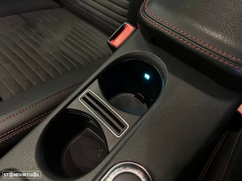 Mercedes-Benz CLA 45 AMG 4Matic Speedshift 7G-DCT Night Edition - 47