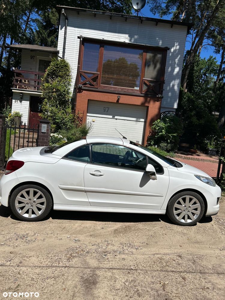 Peugeot 207 - 15