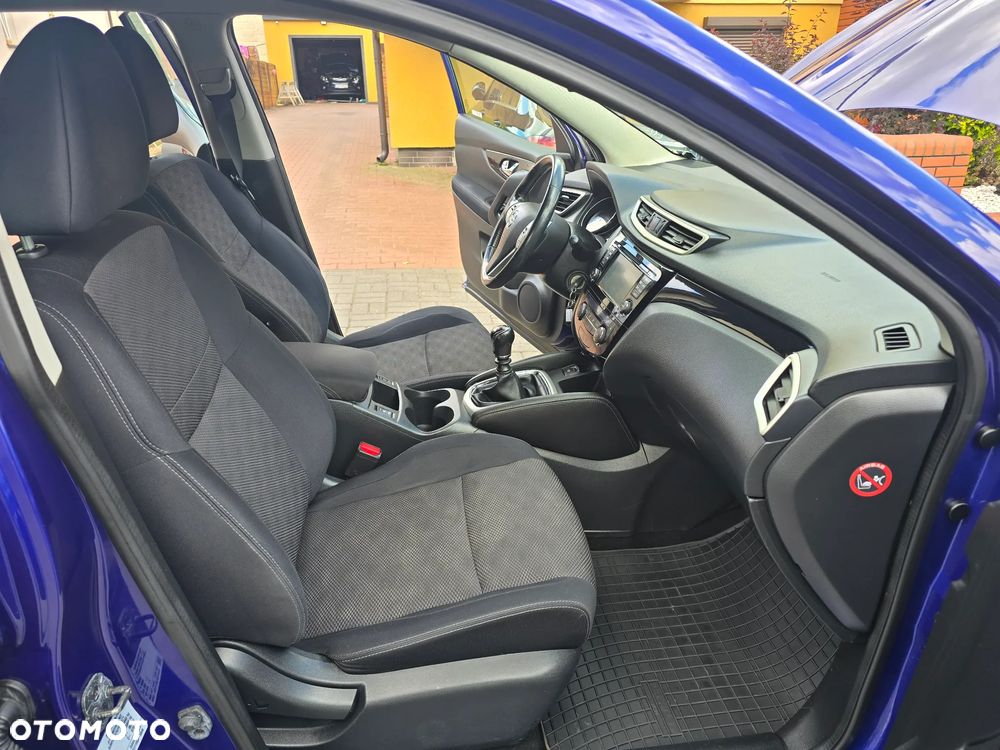 Nissan Qashqai 1.2 DIG-T N-Connecta EU6 - 20
