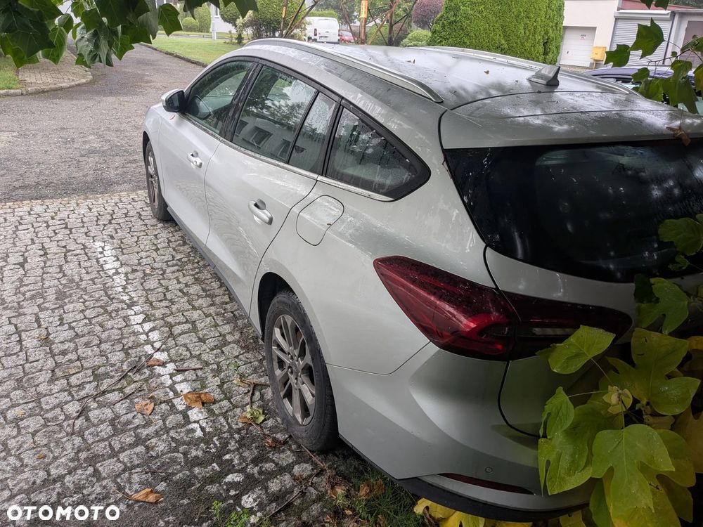 Ford Focus 1.5 EcoBlue Titanium - 4