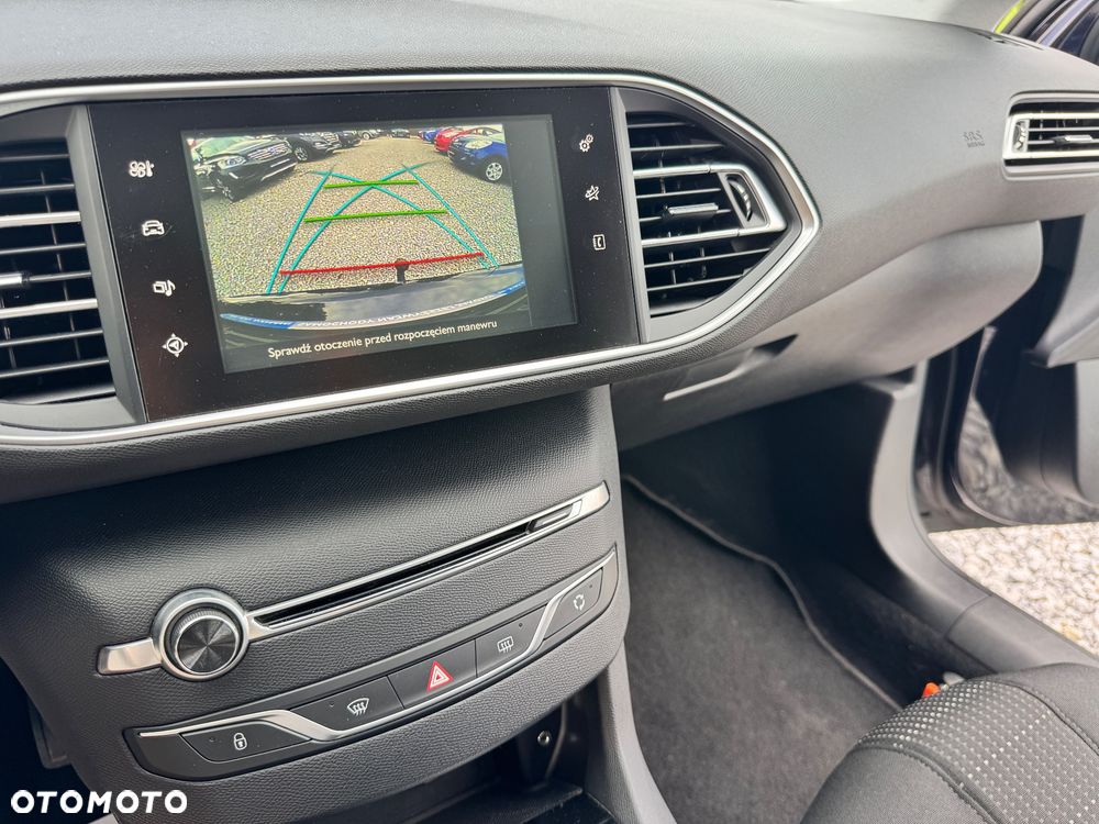 Peugeot 308 - 11