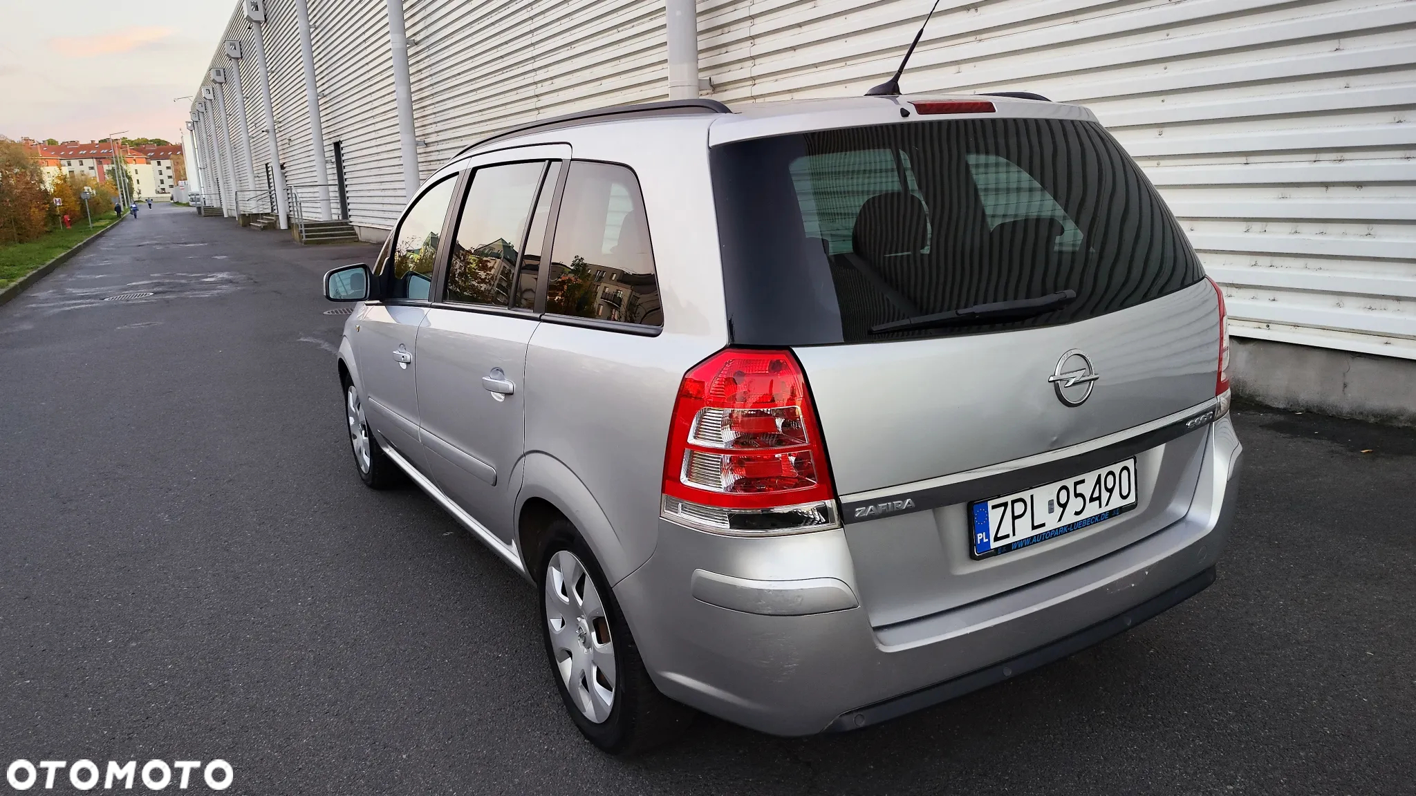 Opel Zafira - 11