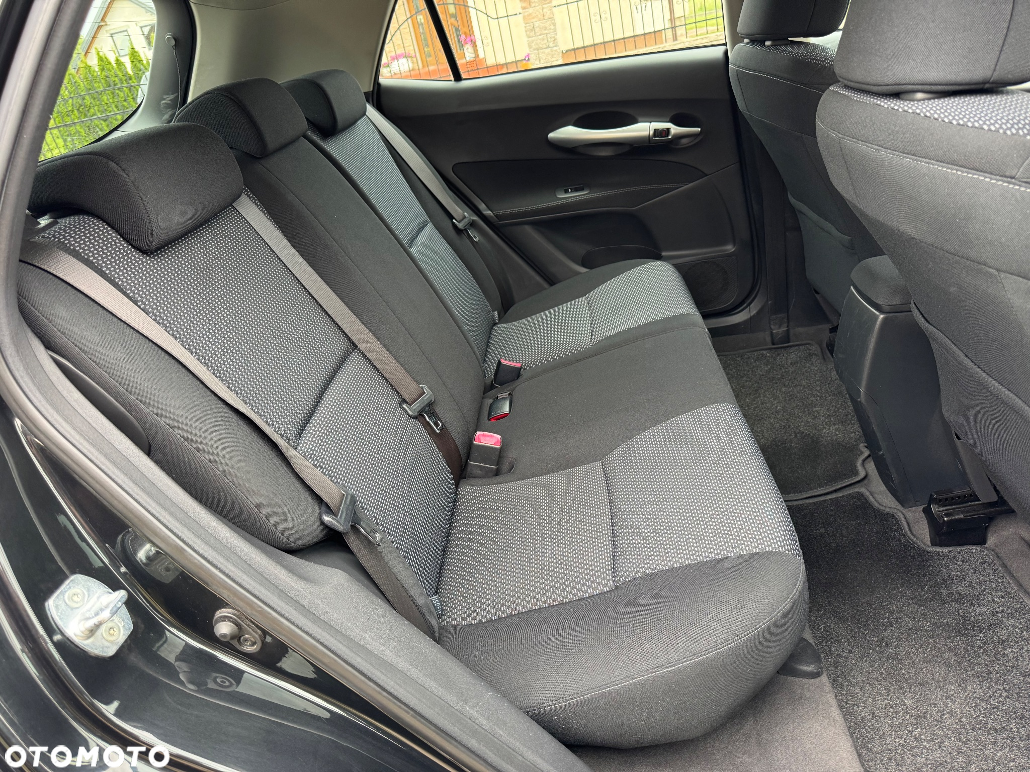 Toyota Auris 1.33 VVT-i Terra Start - 30