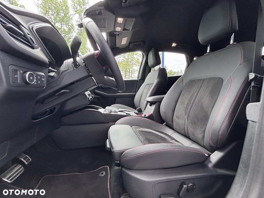 Ford Kuga - 11