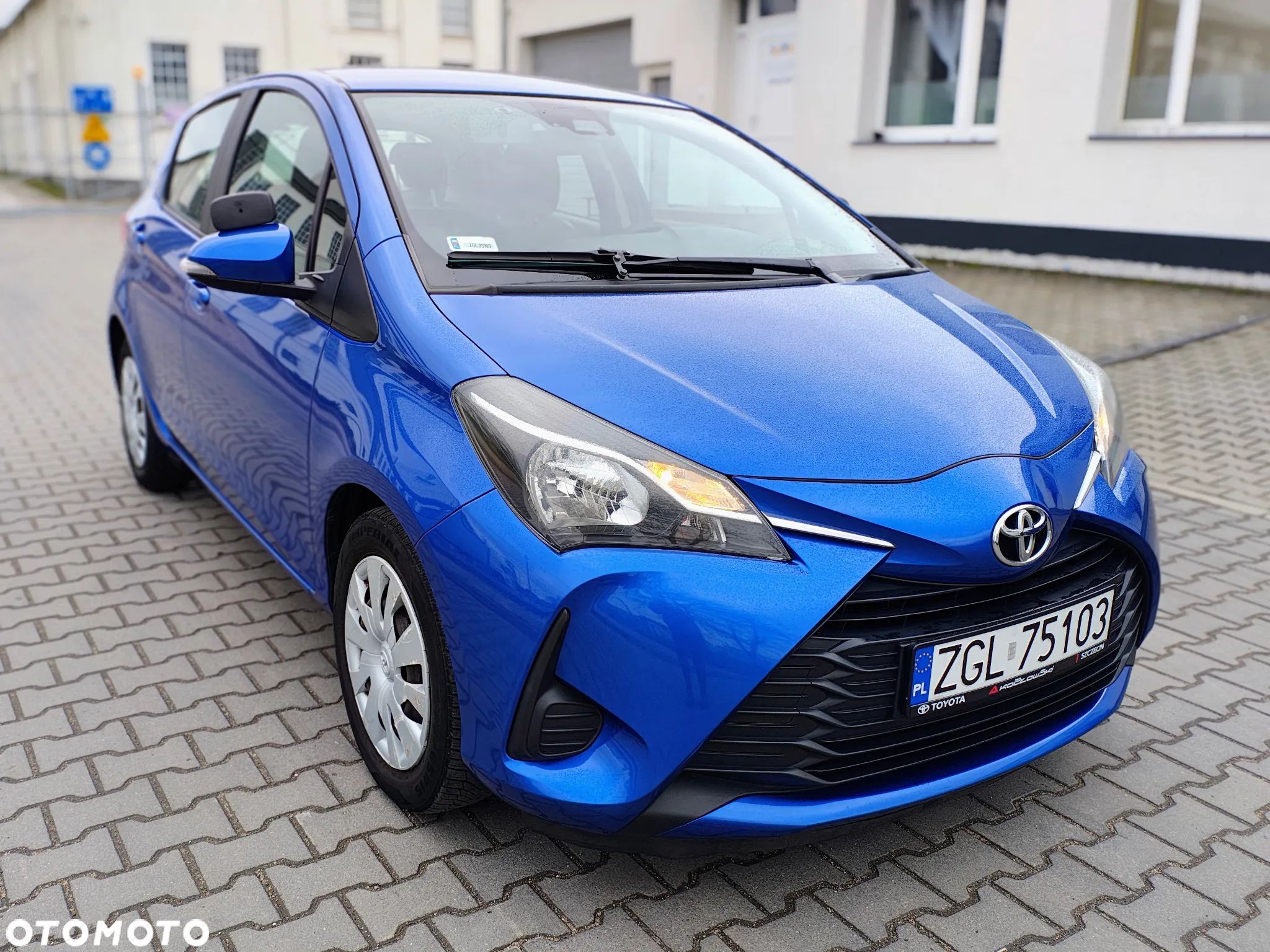 Toyota Yaris 1.0 Active - 1
