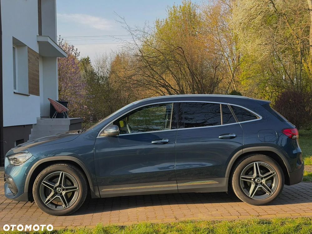Mercedes-Benz GLA 200 AMG Line - 13