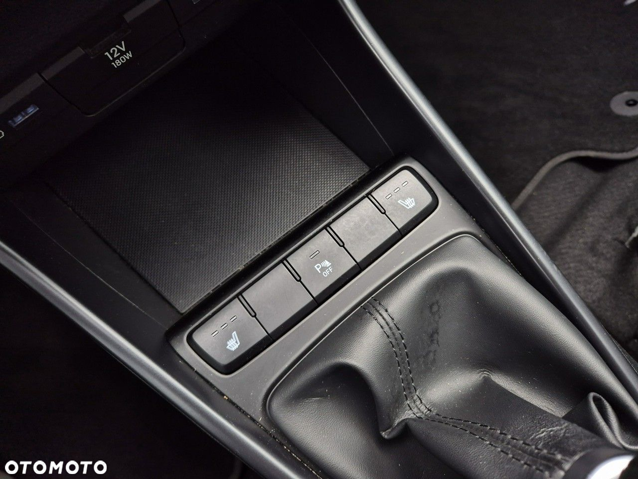 Hyundai i20 - 25