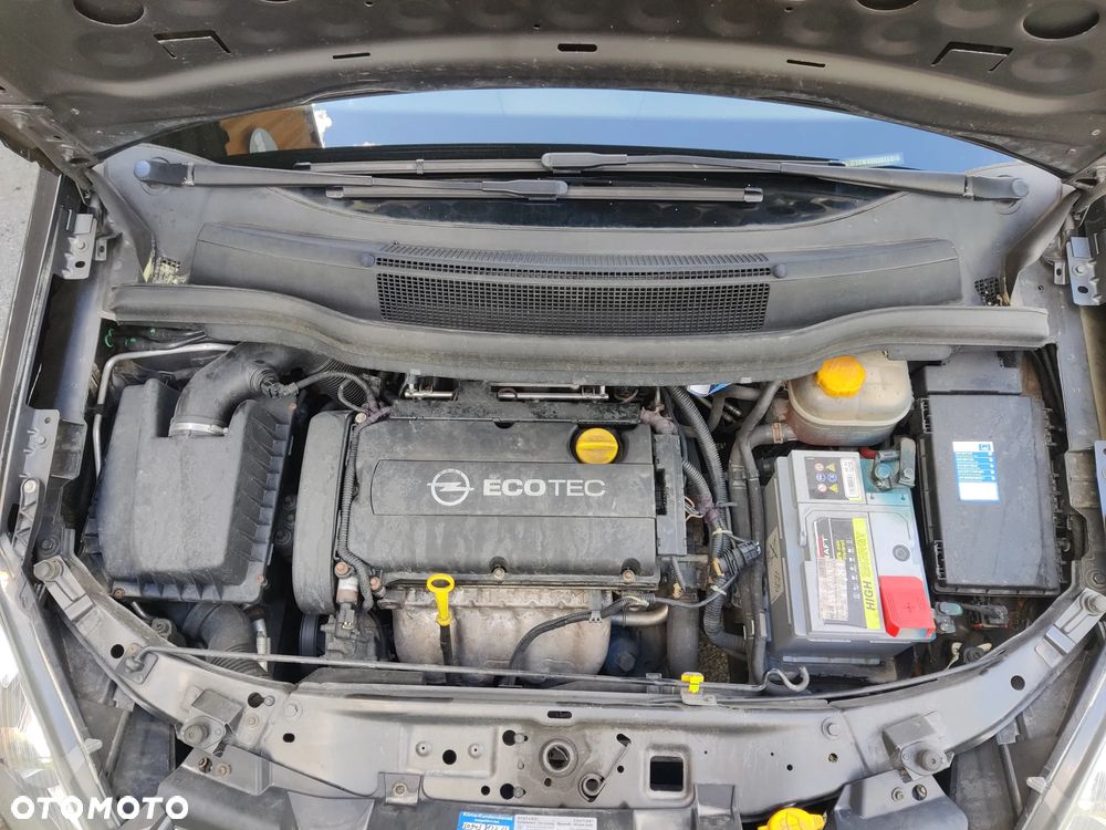 Opel Zafira 1.8 Easytronic Cosmo - 25