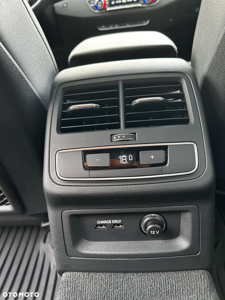 Audi A4 Limousine 45 TFSI mHEV Quattro S Line S tronic - 24