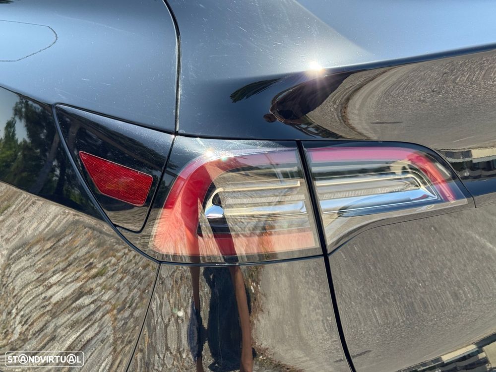 Tesla Model Y Tração Traseira - 60