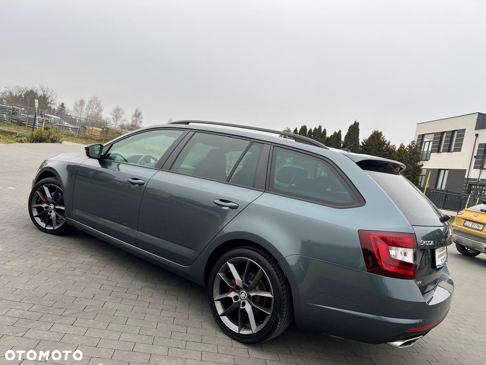 Skoda Octavia 2.0 TDI (Green tec) 4x4 DSG RS - 6