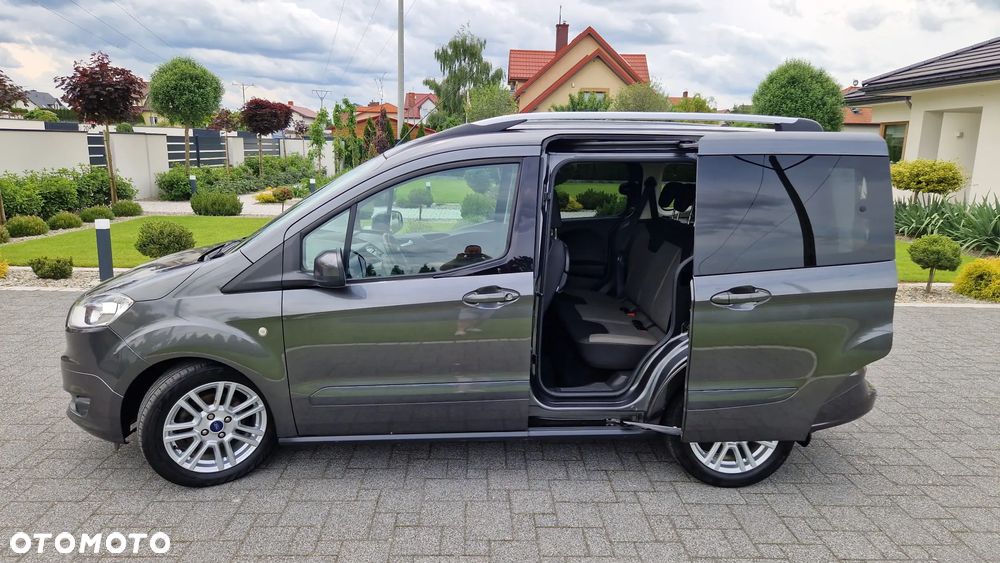 Ford Tourneo Courier 1.0 EcoBoost Titanium - 9