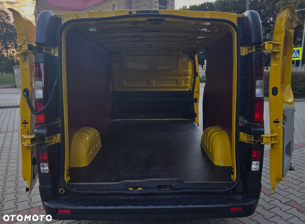 Renault Trafic - 10