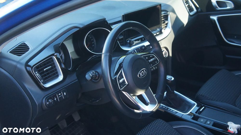 Kia XCeed 1.5 T-GDI L Business Line - 17