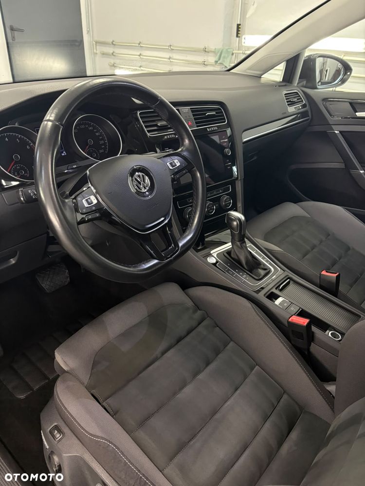 Volkswagen Golf 1.5 TSI BMT Evo Highline DSG - 30