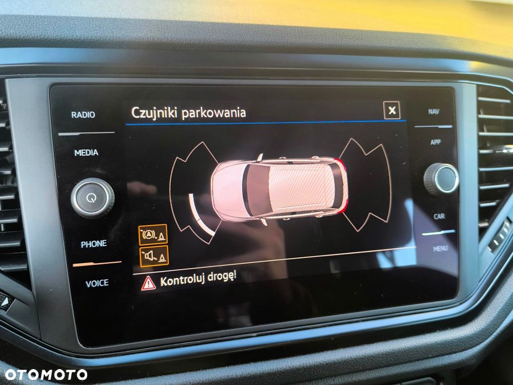 Volkswagen T-Roc 1.0 TSI Active - 25