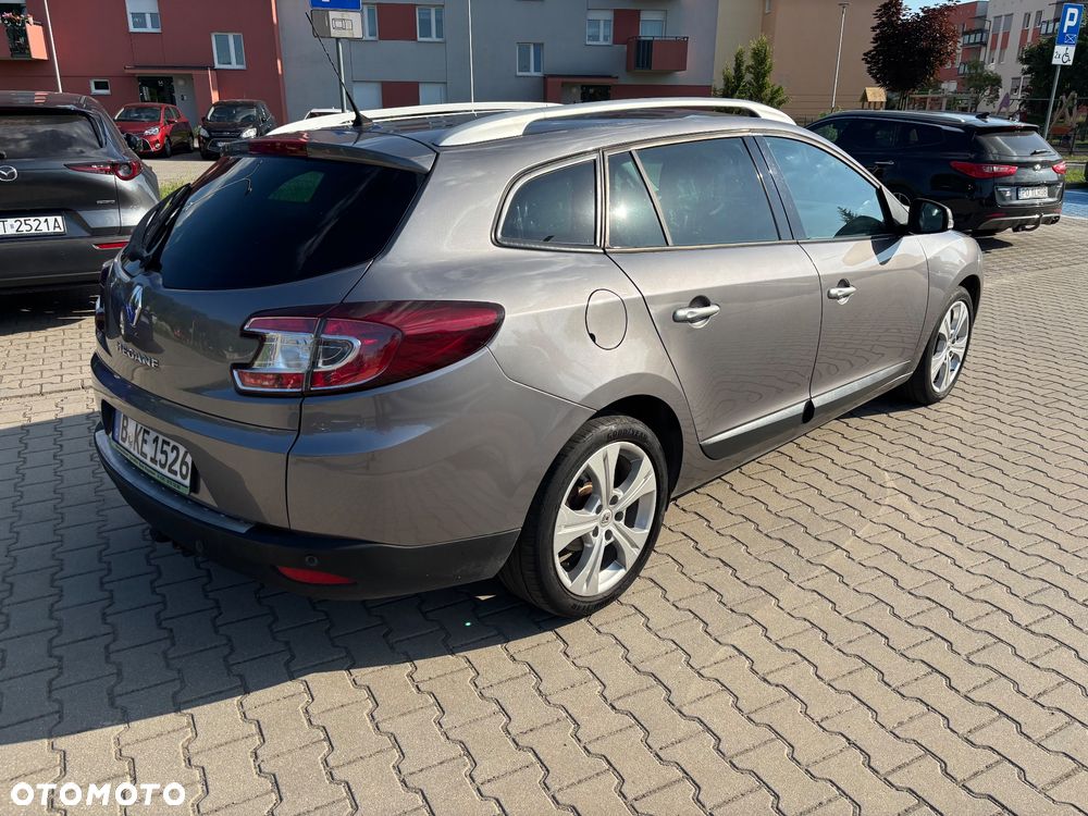Renault Megane 1.6 16V 110 Dynamique - 3