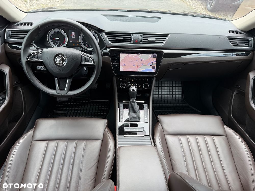 Skoda Superb 2.0 TDI L&K DSG - 22