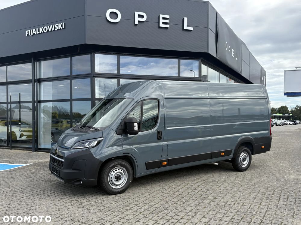 Opel Movano