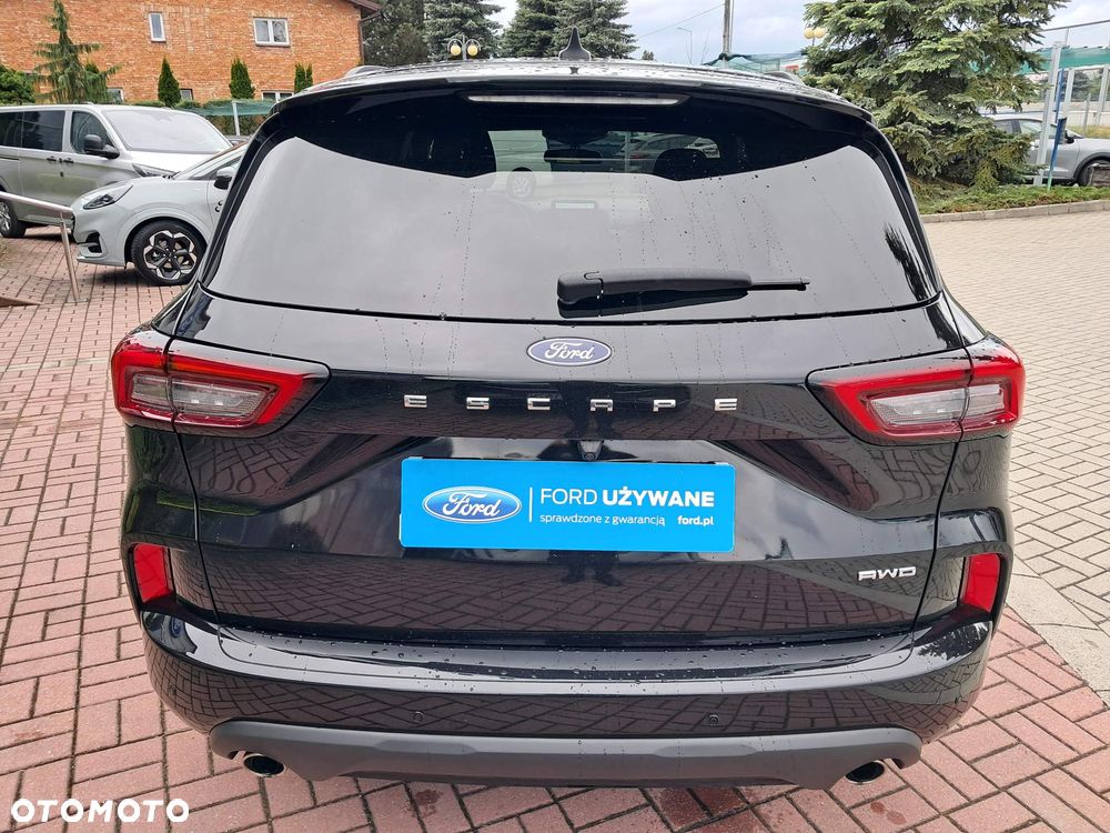 Ford Escape 2.0 EcoBoost AWD Titanium - 12
