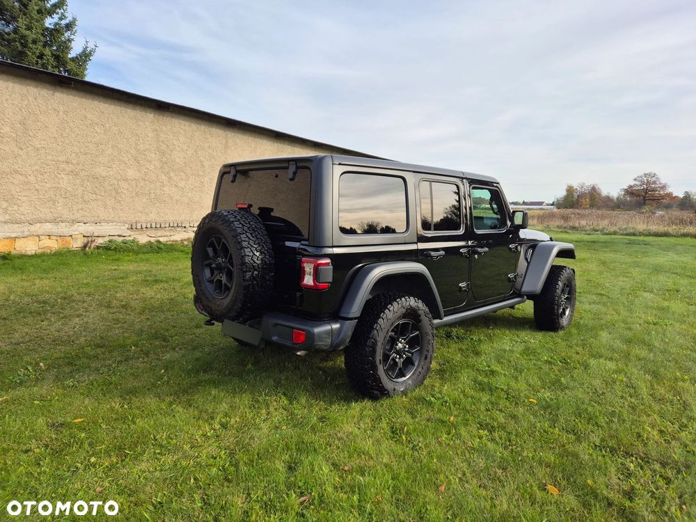 Jeep Wrangler - 23