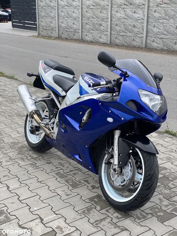 Suzuki GSX-R - 1