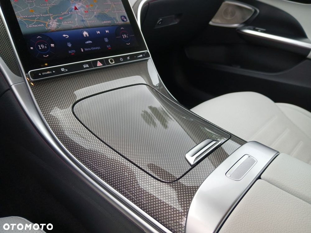 Mercedes-Benz Klasa C 300 d mHEV 4-Matic AMG - 26