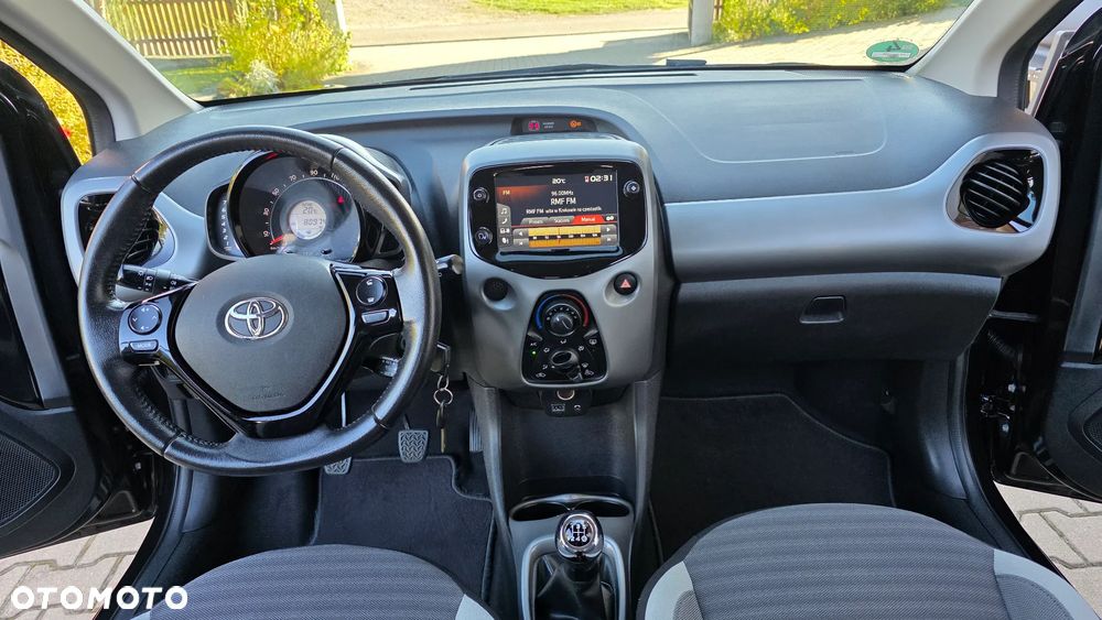 Toyota Aygo x-play club - 26
