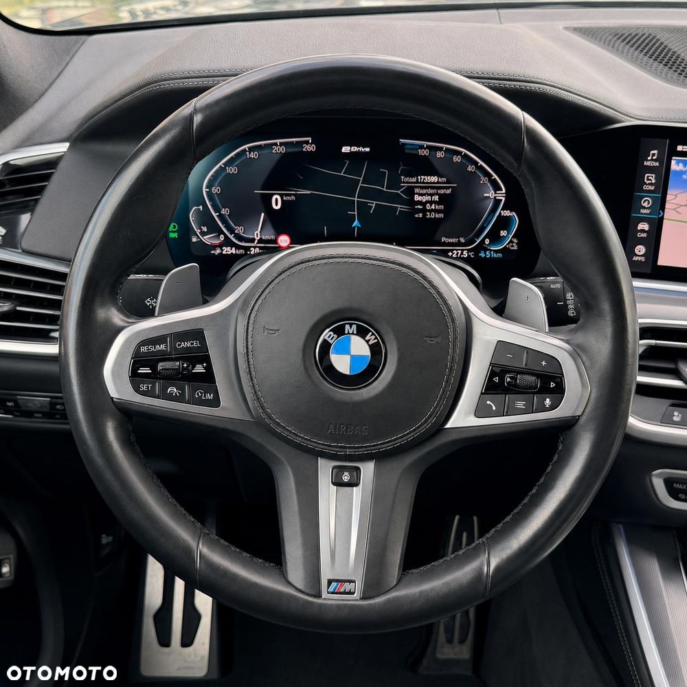 BMW X5 xDrive45e - 30